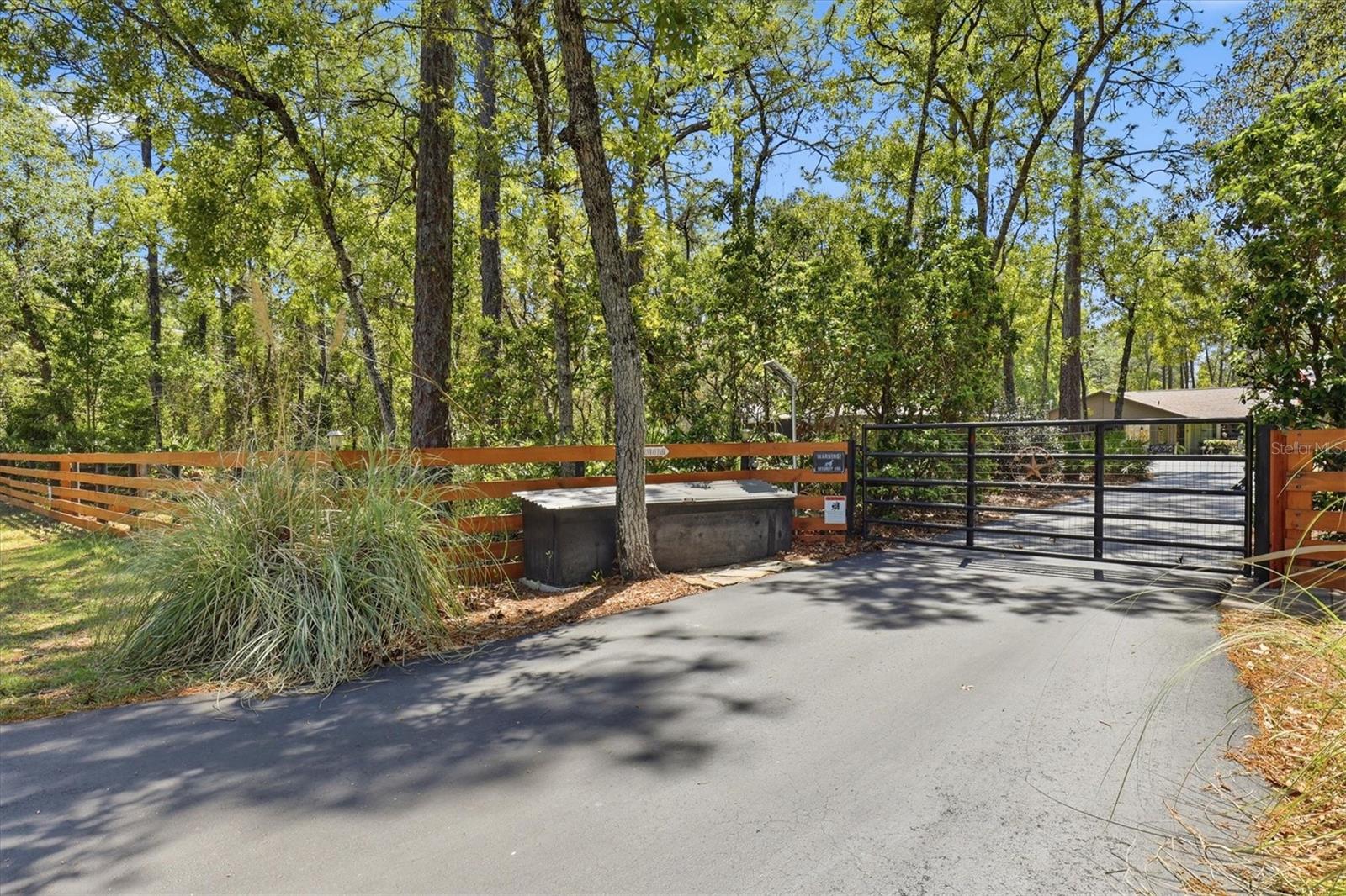 9032 BIRMINGHAM AVE, WEEKI WACHEE, FL, 34613