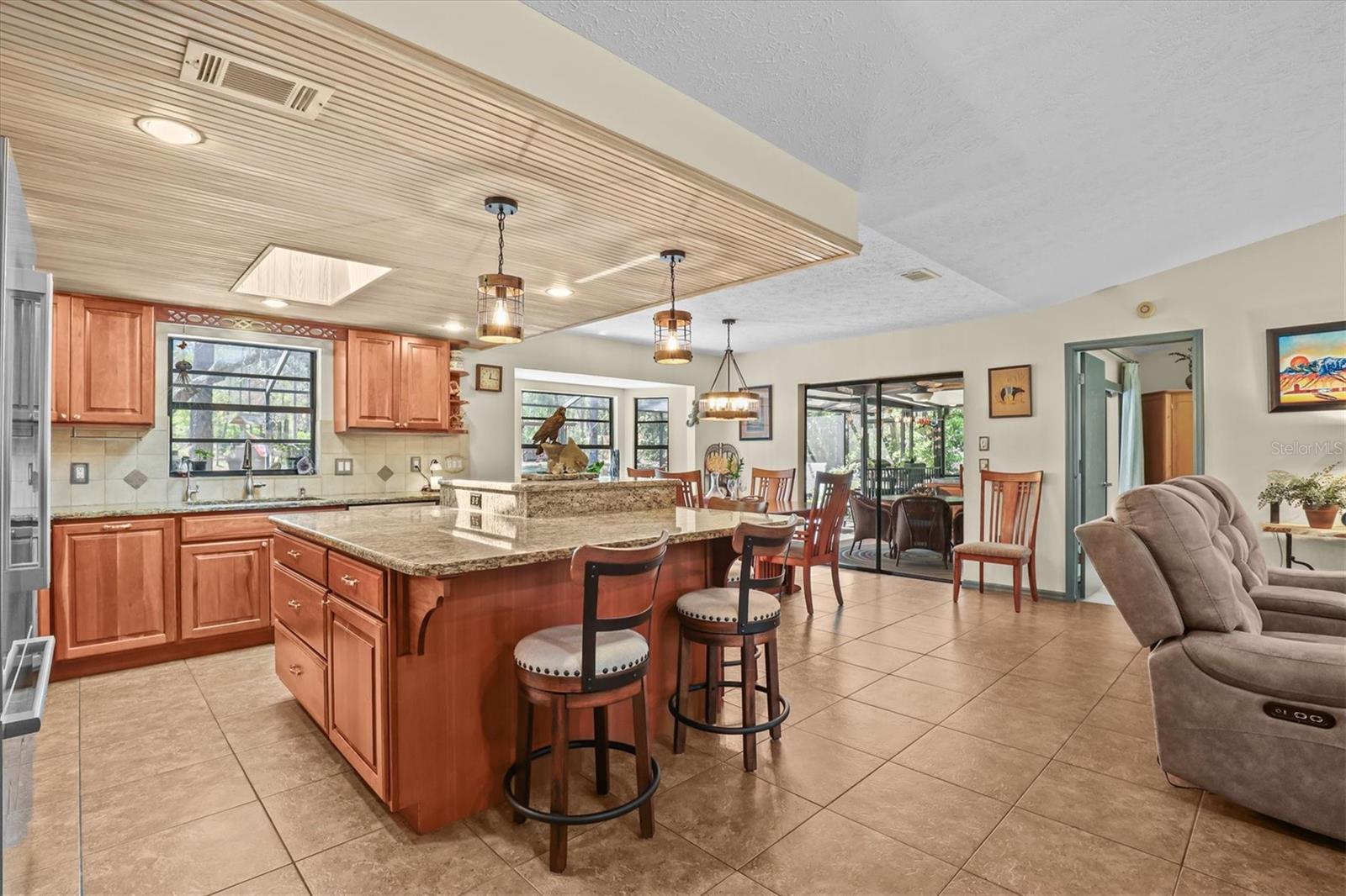 9032 BIRMINGHAM AVE, WEEKI WACHEE, FL, 34613