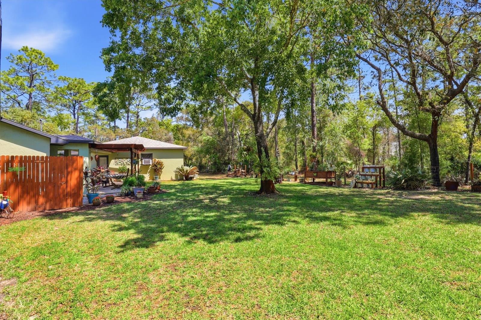 9032 BIRMINGHAM AVE, WEEKI WACHEE, FL, 34613