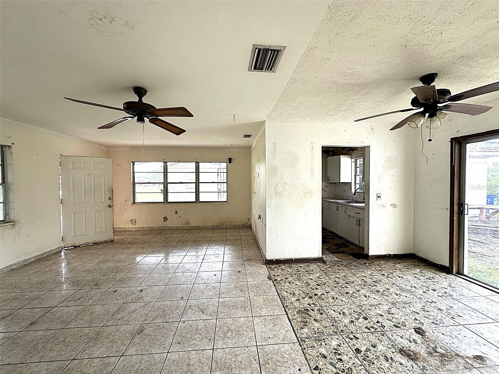 2722 W OAK ST, KISSIMMEE, FL, 34741