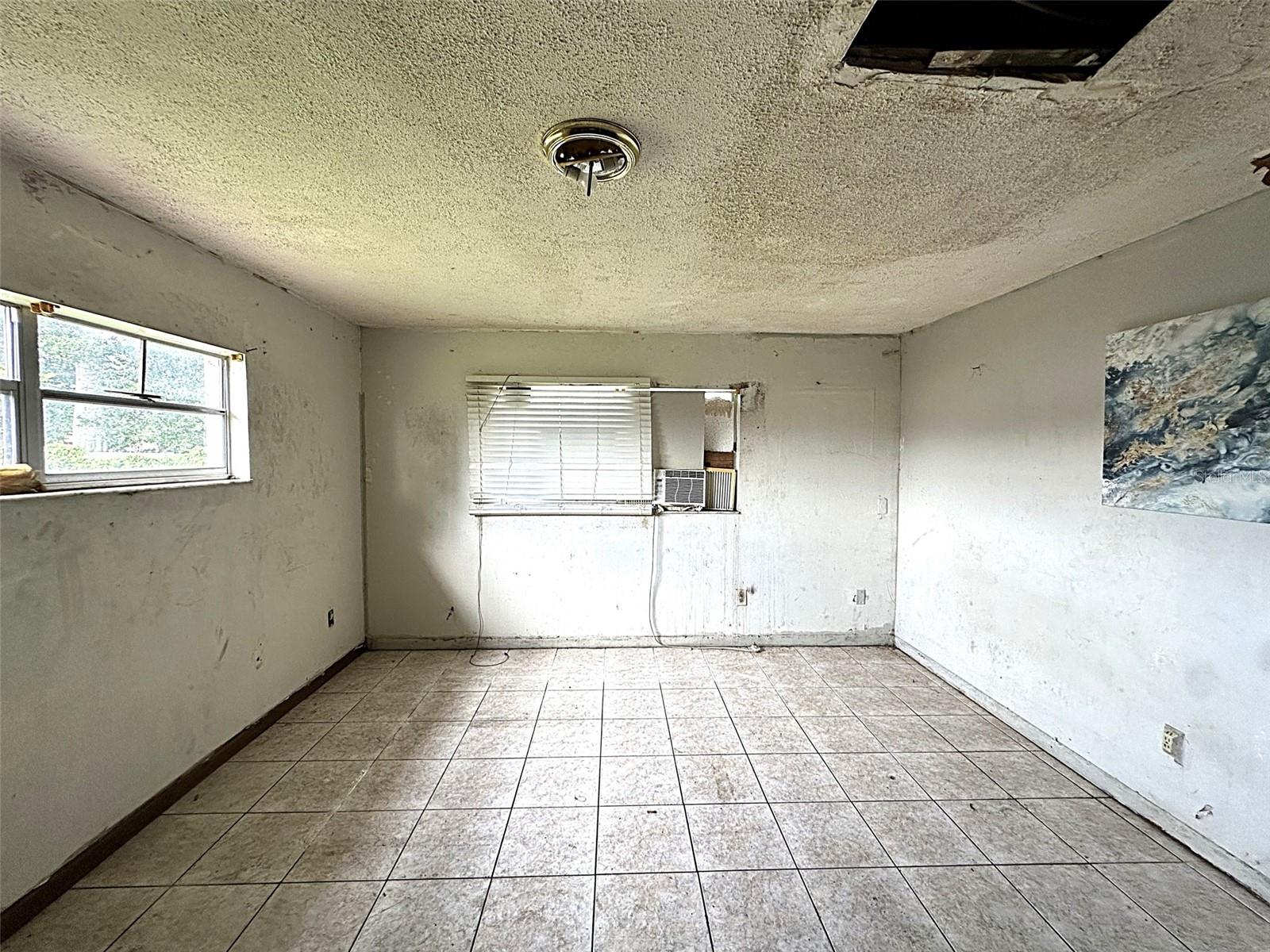 2722 W OAK ST, KISSIMMEE, FL, 34741