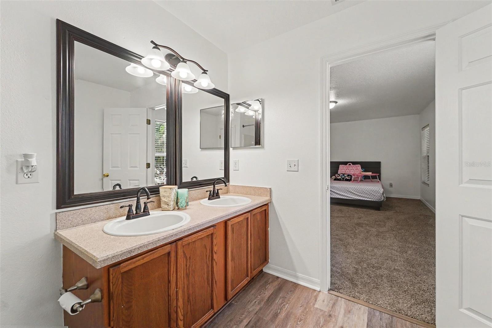 2436 SPRING HOLLOW LOOP, WESLEY CHAPEL, FL, 33544