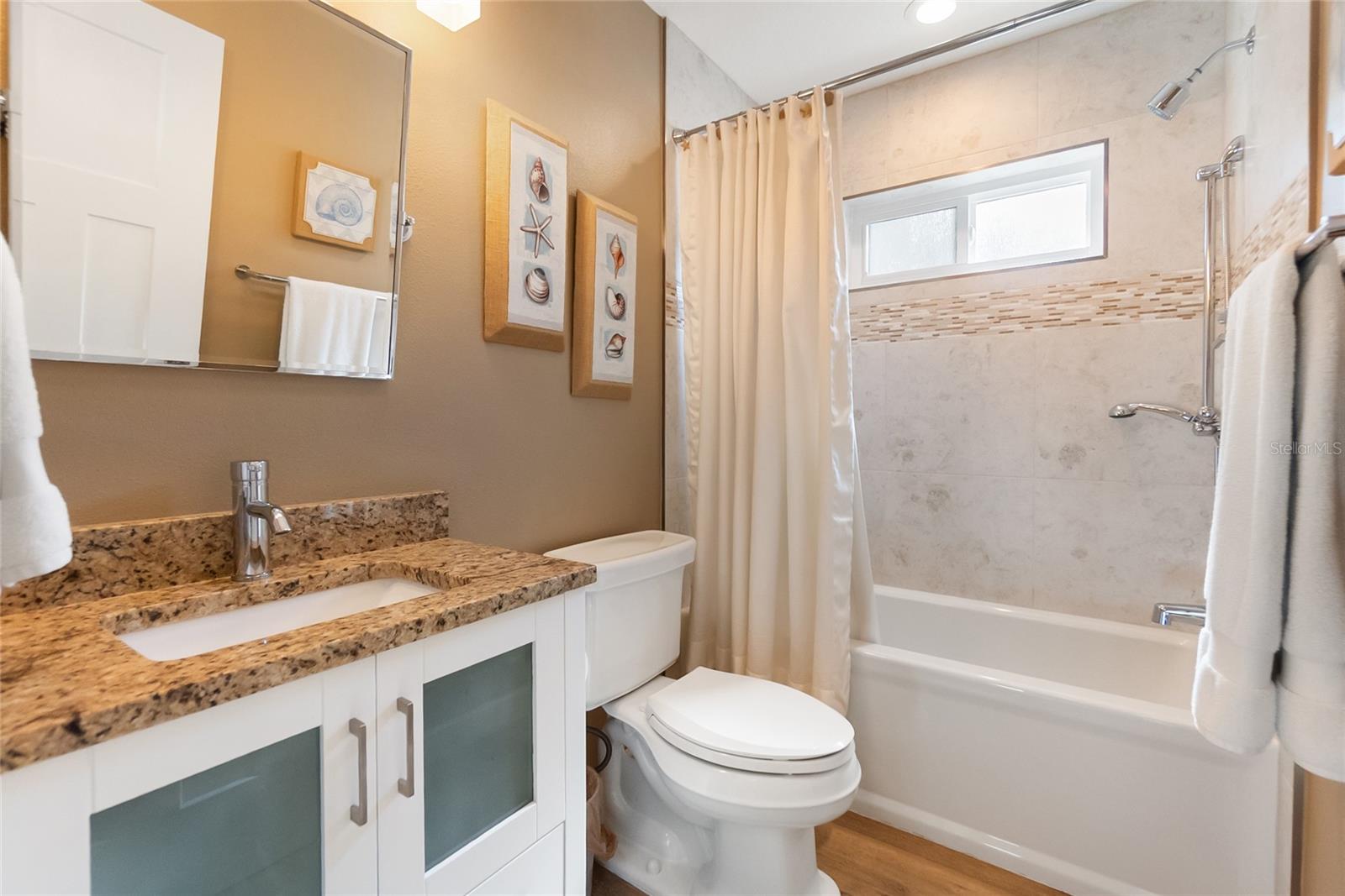 117 51ST ST, HOLMES BEACH, FL, 34217