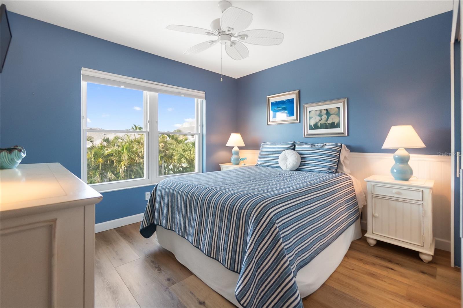 117 51ST ST, HOLMES BEACH, FL, 34217