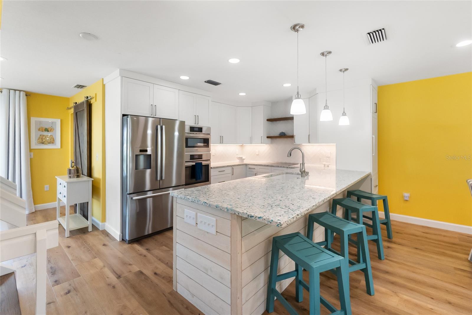 117 51ST ST, HOLMES BEACH, FL, 34217