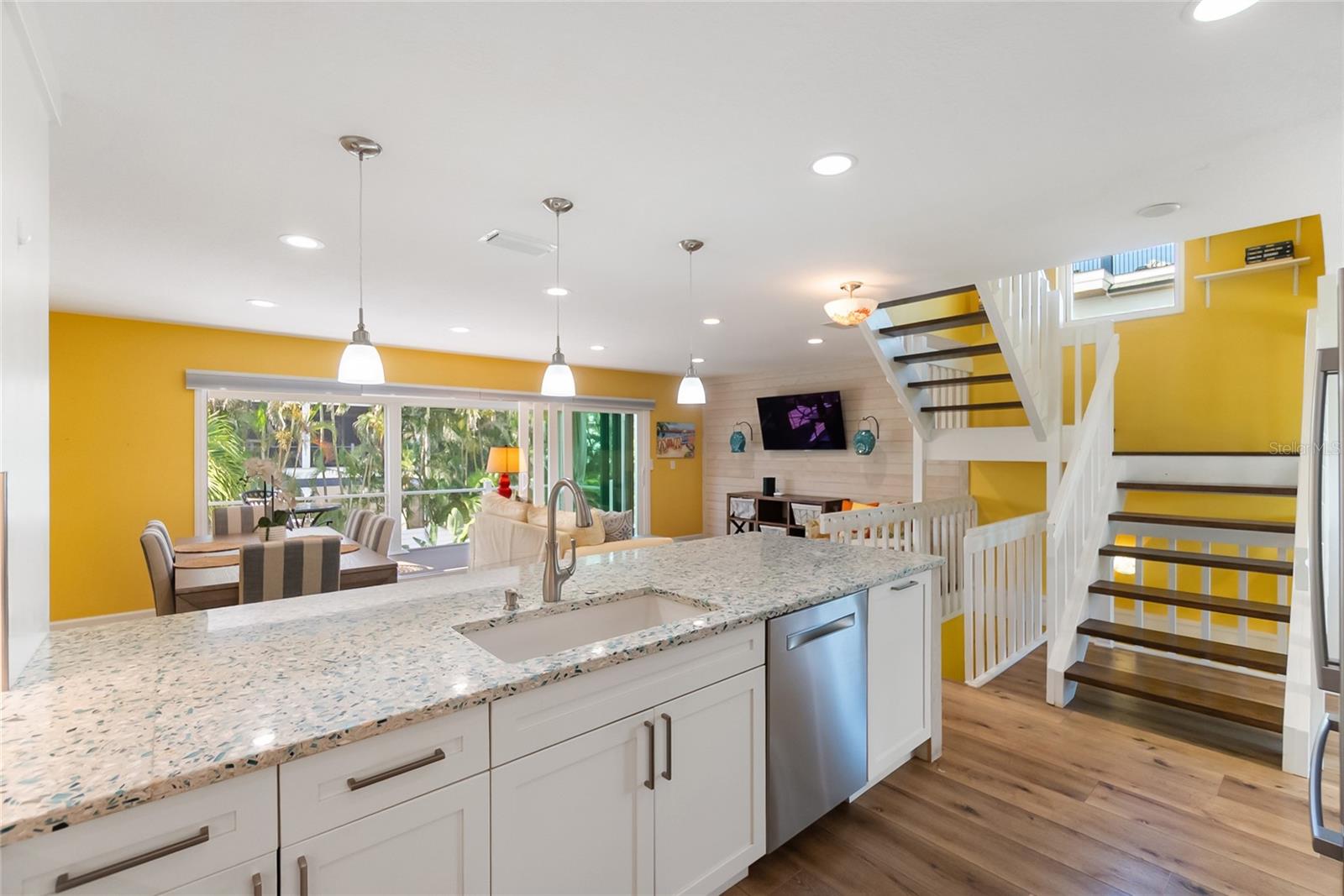 117 51ST ST, HOLMES BEACH, FL, 34217