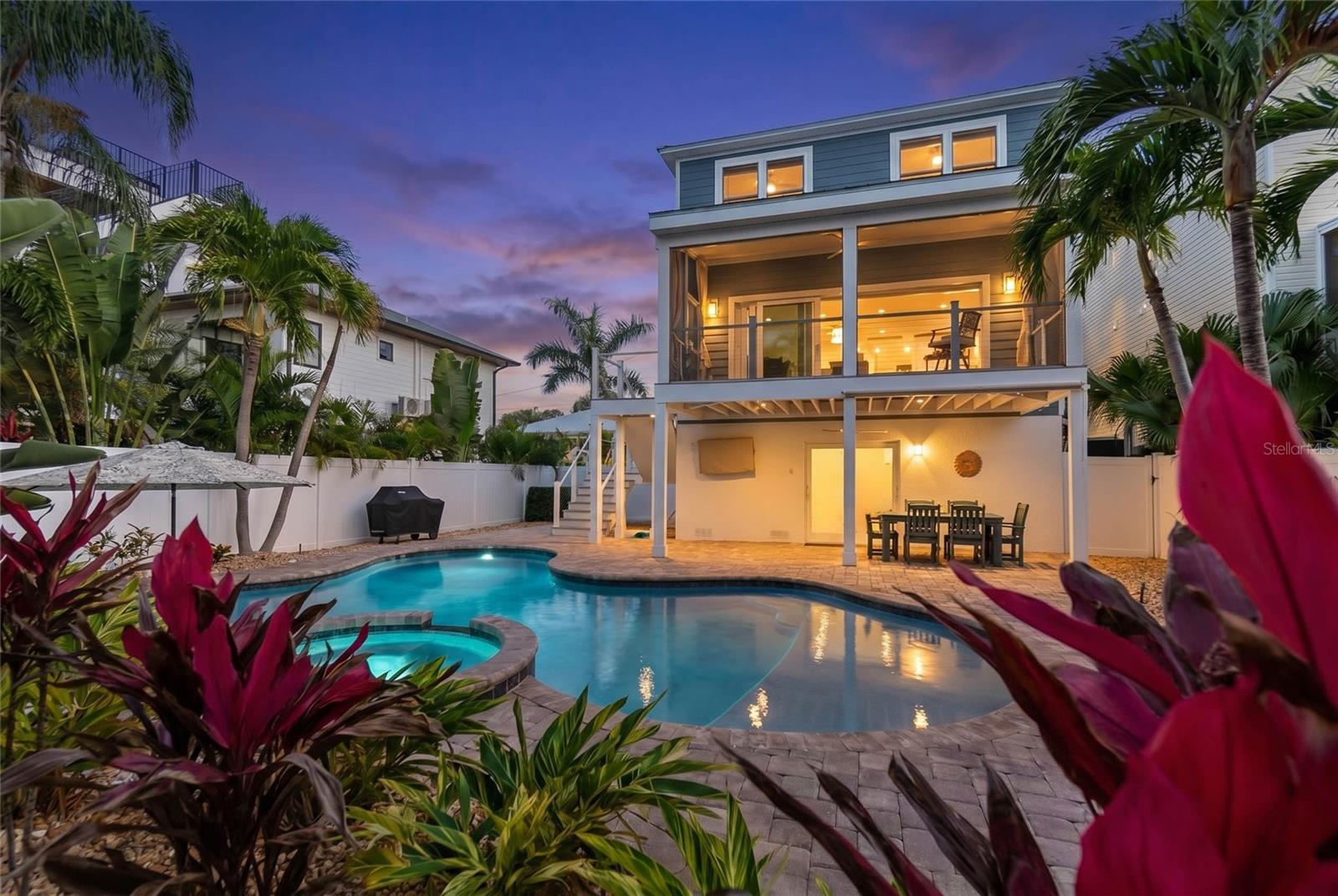 117 51ST ST, HOLMES BEACH, FL, 34217