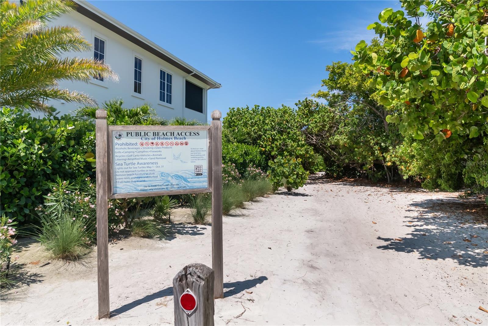 117 51ST ST, HOLMES BEACH, FL, 34217