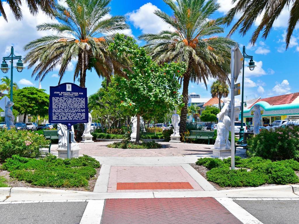 170 ROOSEVELT DR #8, SARASOTA, FL, 34236