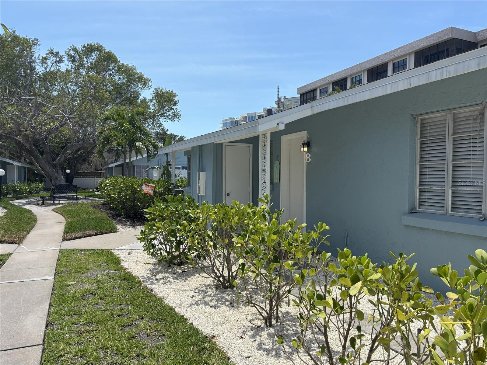 170 ROOSEVELT DR #8, SARASOTA, FL, 34236