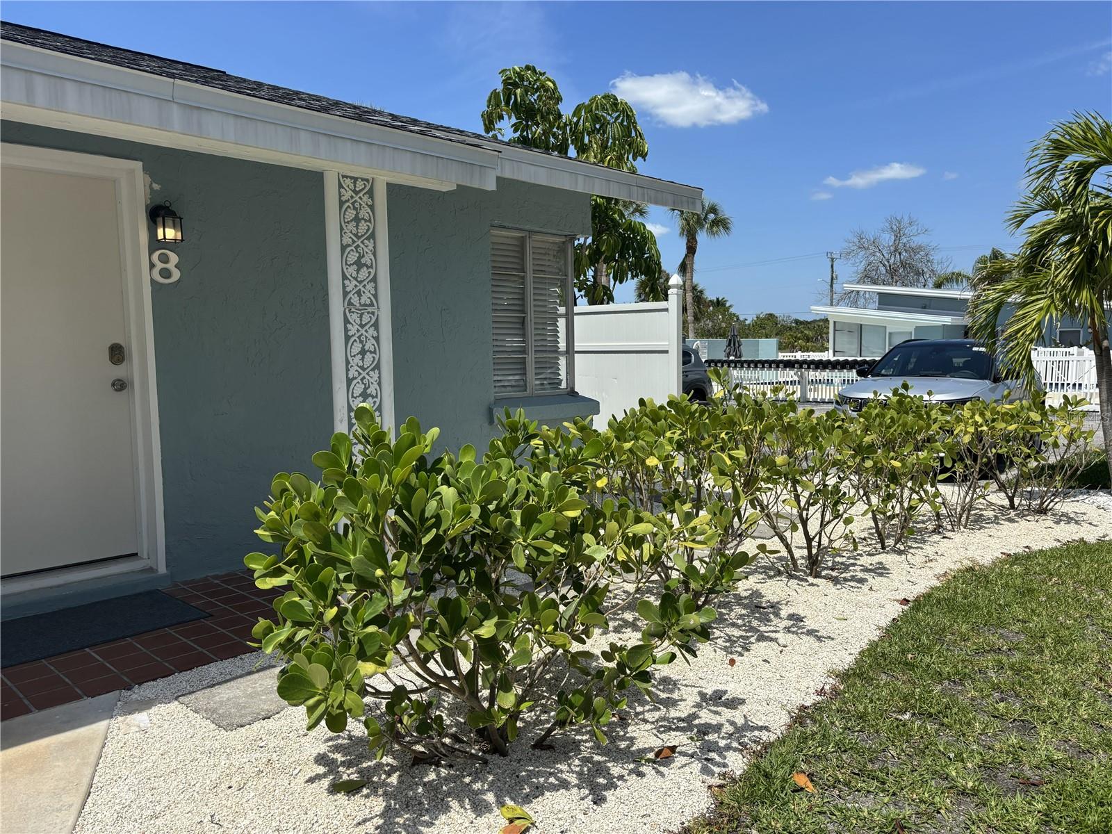 170 ROOSEVELT DR #8, SARASOTA, FL, 34236