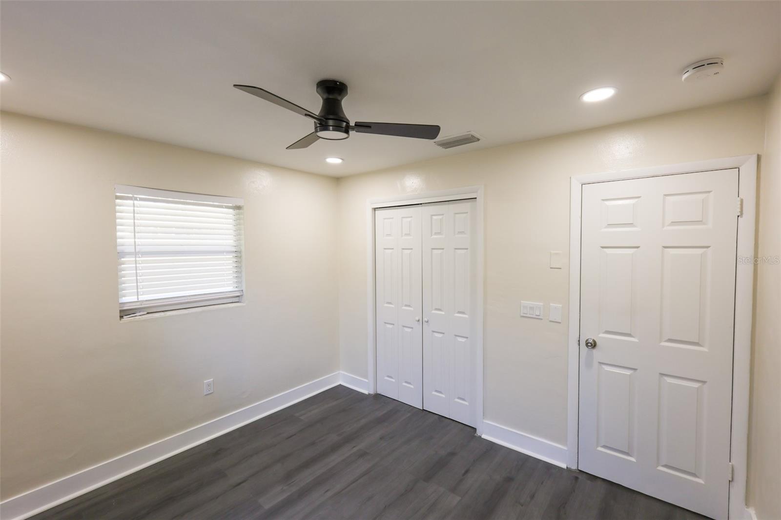 1500 LAUREL CIR, CLEARWATER, FL, 33756