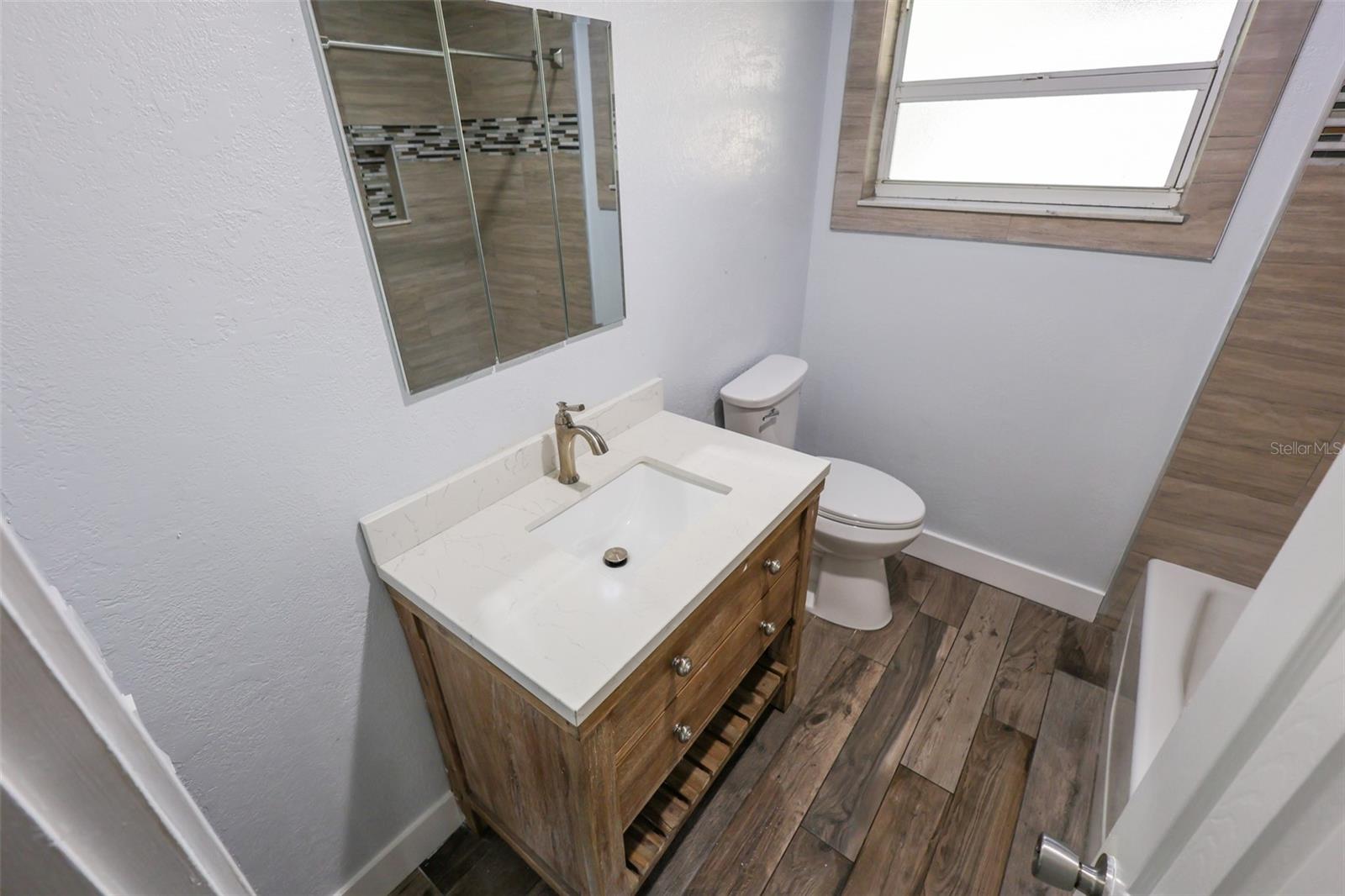 1500 LAUREL CIR, CLEARWATER, FL, 33756