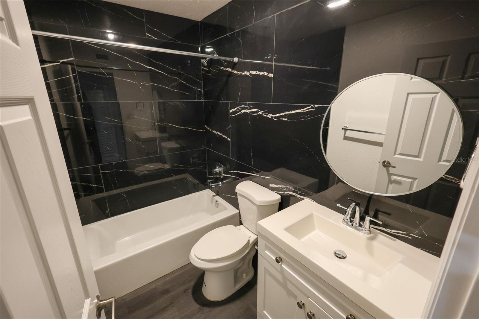 1500 LAUREL CIR, CLEARWATER, FL, 33756