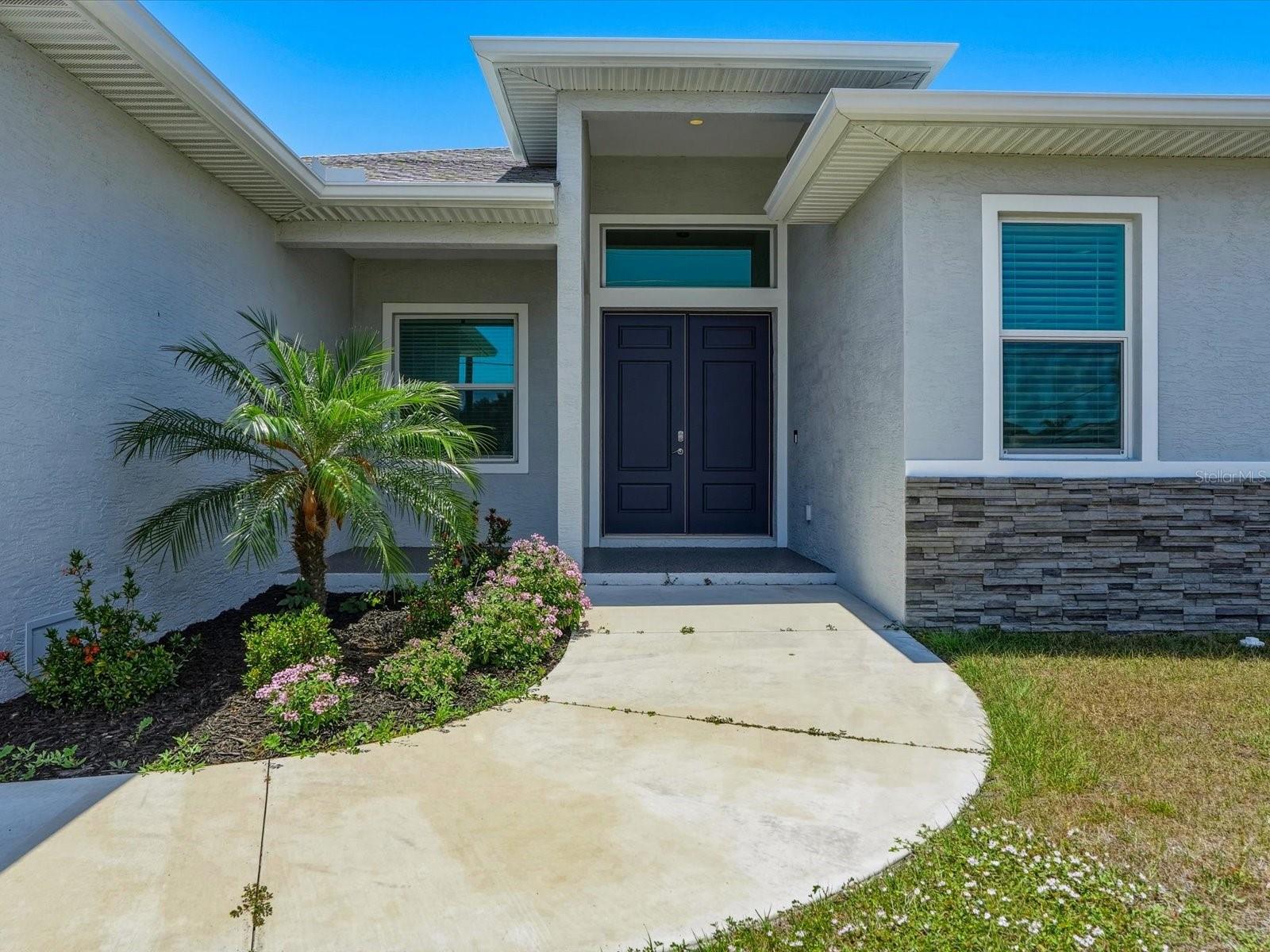 776 ROTONDA CIR, ROTONDA WEST, FL, 33947