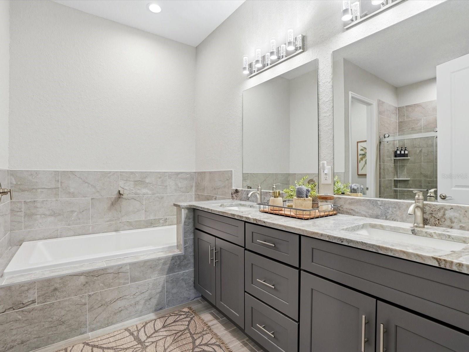 776 ROTONDA CIR, ROTONDA WEST, FL, 33947