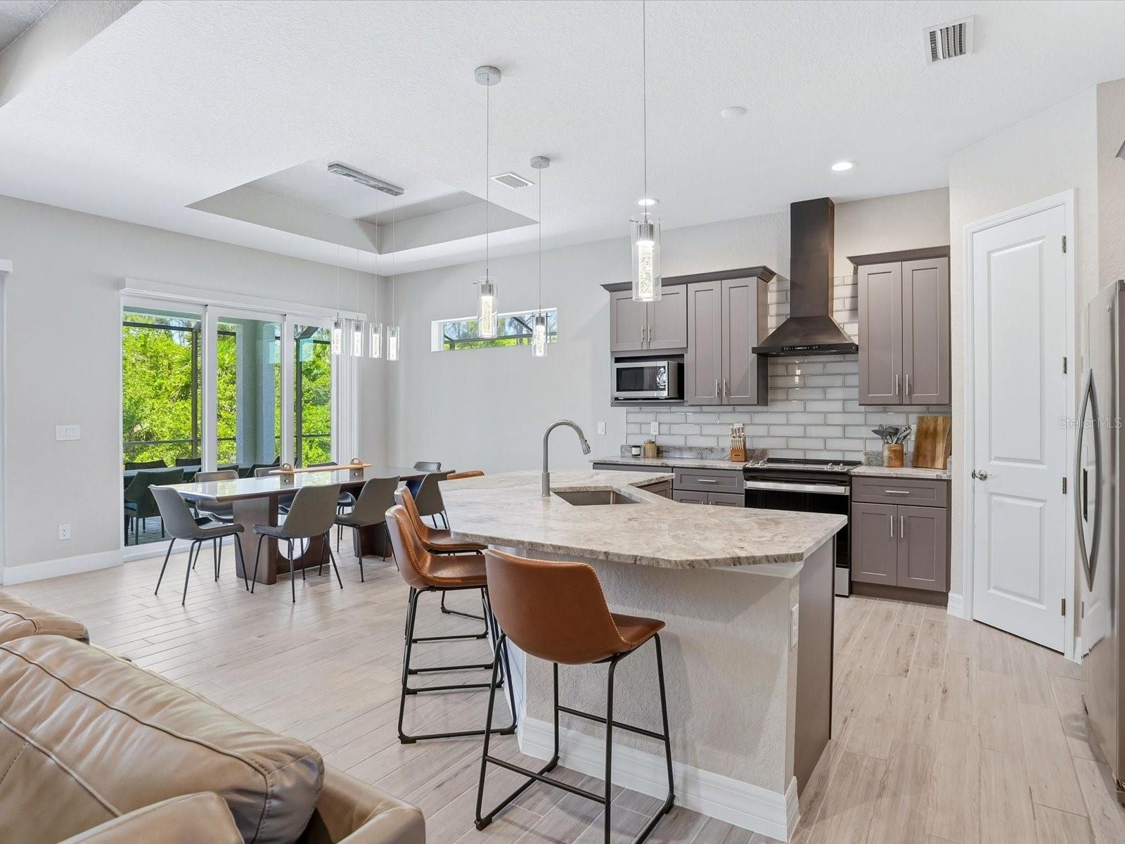 776 ROTONDA CIR, ROTONDA WEST, FL, 33947