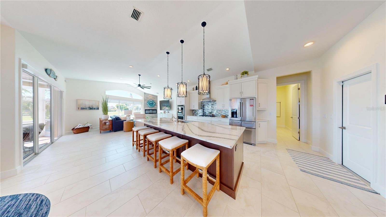 136 GREAT ISAAC CT, PUNTA GORDA, FL, 33950