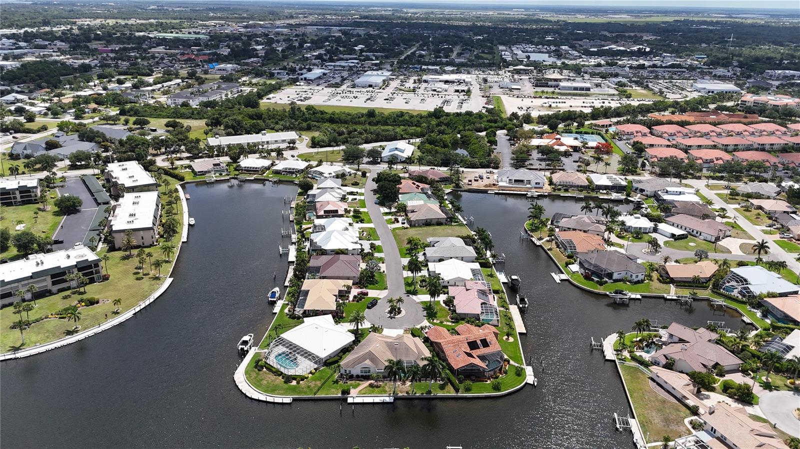 136 GREAT ISAAC CT, PUNTA GORDA, FL, 33950