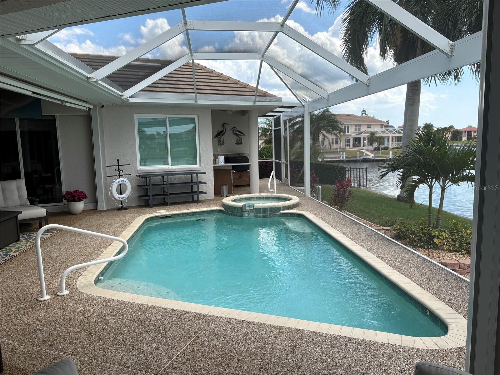 136 GREAT ISAAC CT, PUNTA GORDA, FL, 33950
