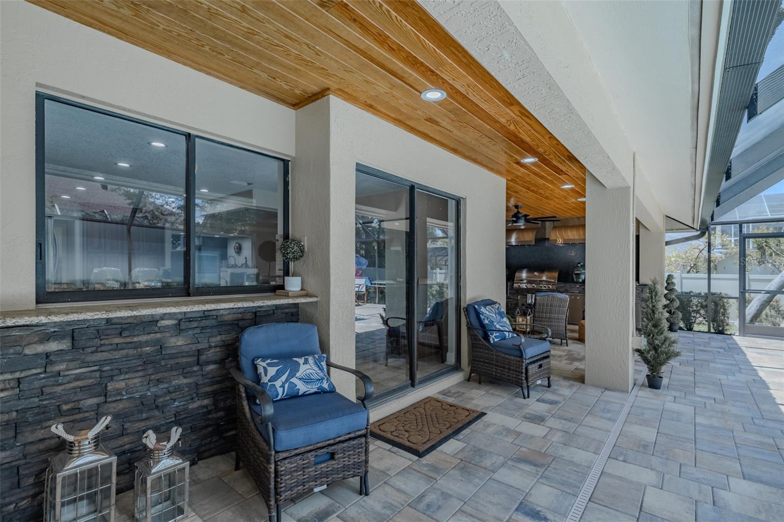 125 BARRINGTON DR, BRANDON, FL, 33511