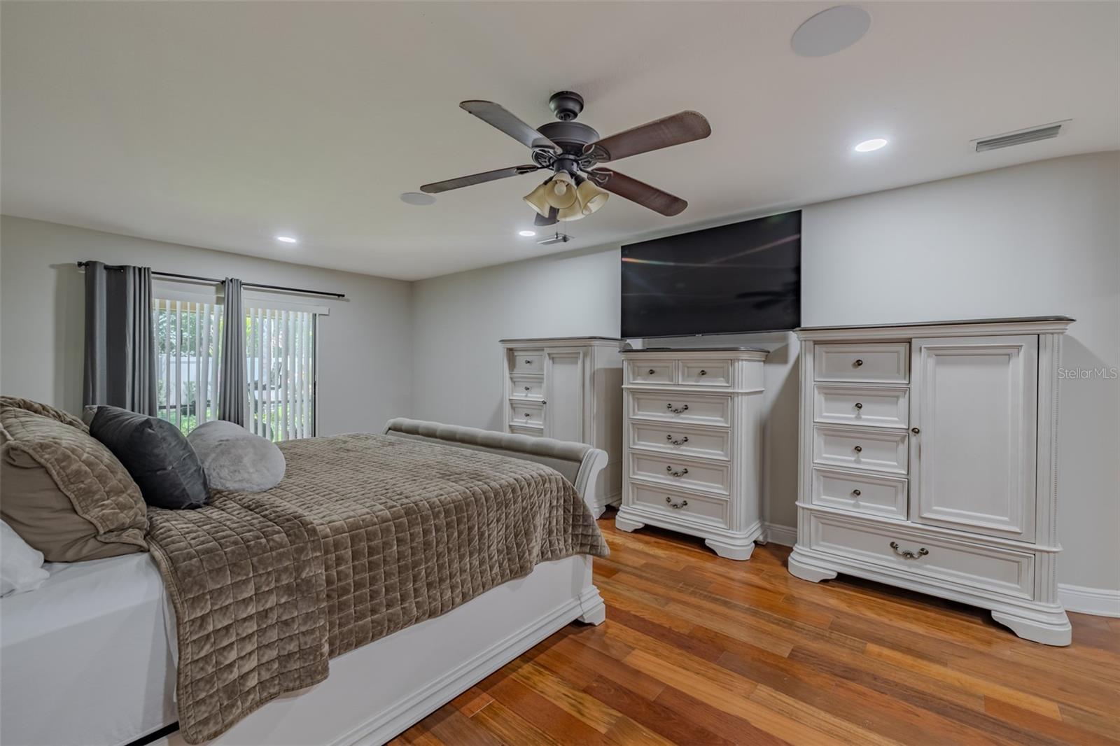 125 BARRINGTON DR, BRANDON, FL, 33511