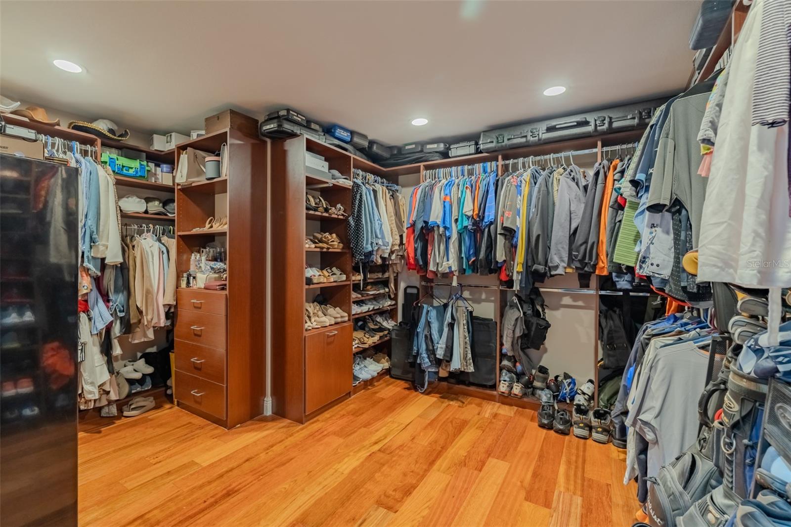 125 BARRINGTON DR, BRANDON, FL, 33511