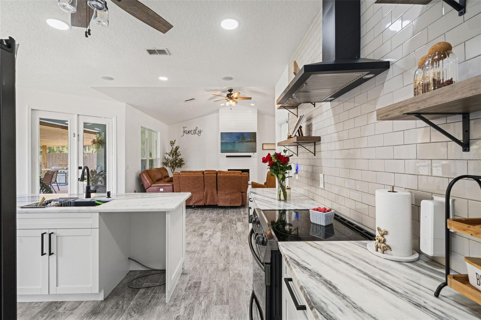 11360 LARK SPARROW RD, WEEKI WACHEE, FL, 34614