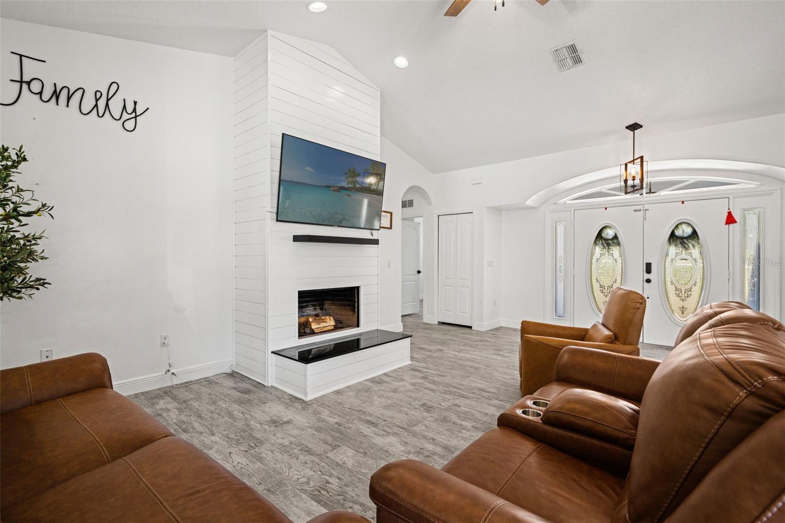 11360 LARK SPARROW RD, WEEKI WACHEE, FL, 34614