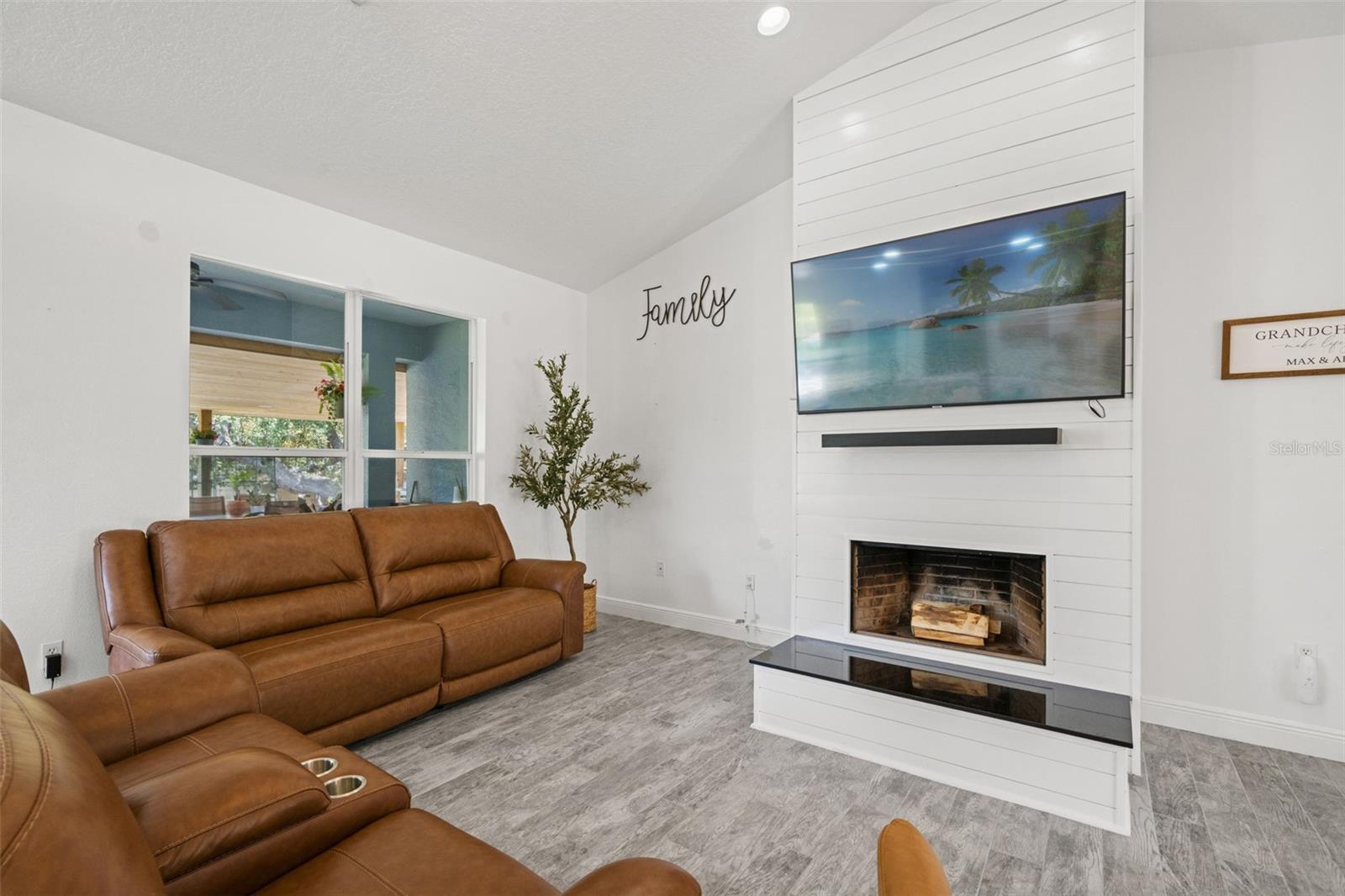 11360 LARK SPARROW RD, WEEKI WACHEE, FL, 34614