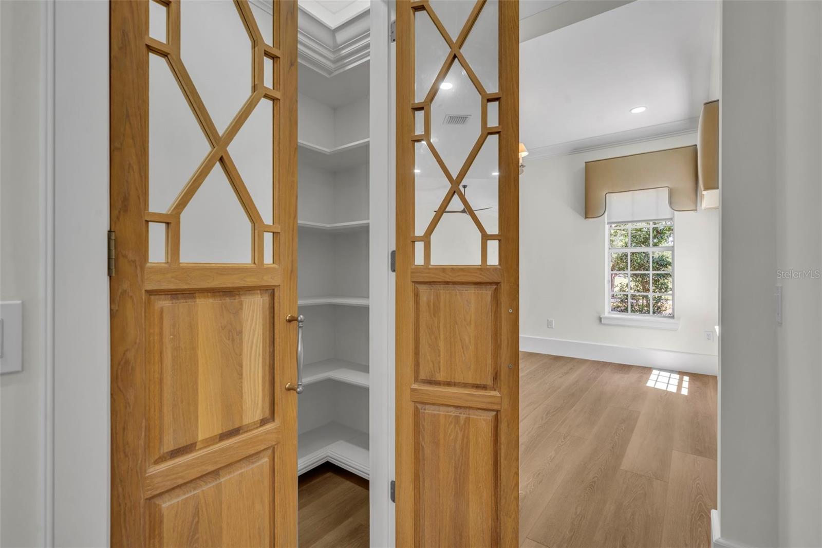4230 LOWER PARK RD, ORLANDO, FL, 32814