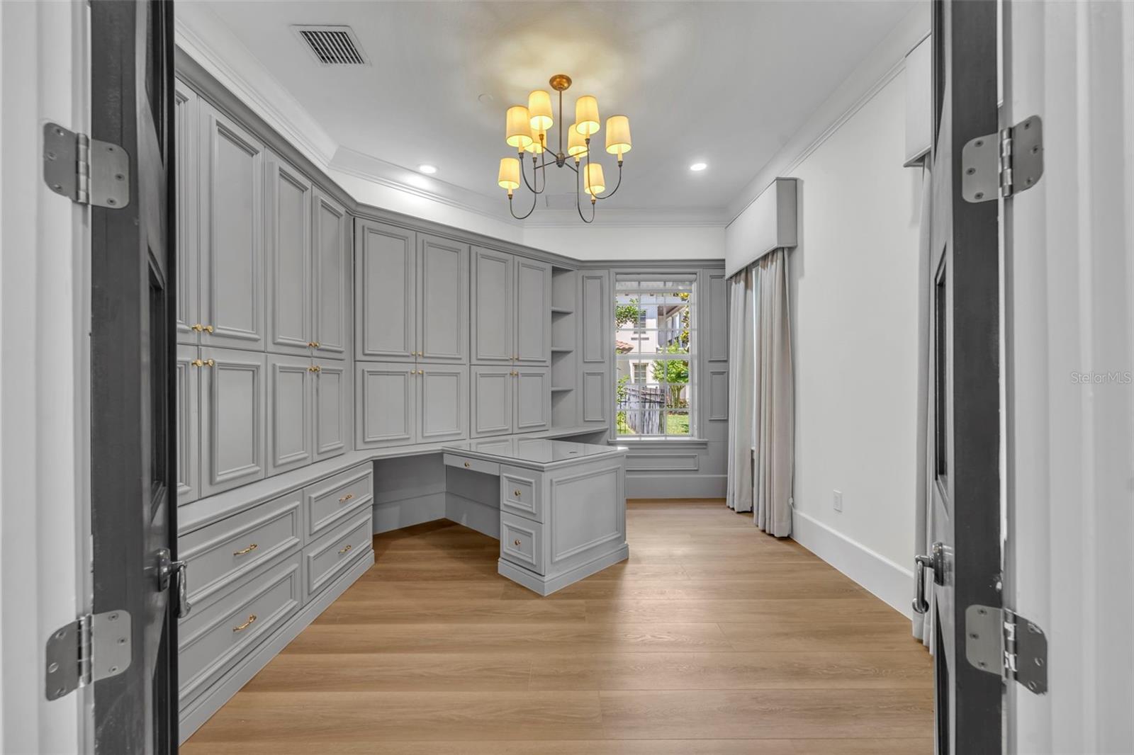4230 LOWER PARK RD, ORLANDO, FL, 32814