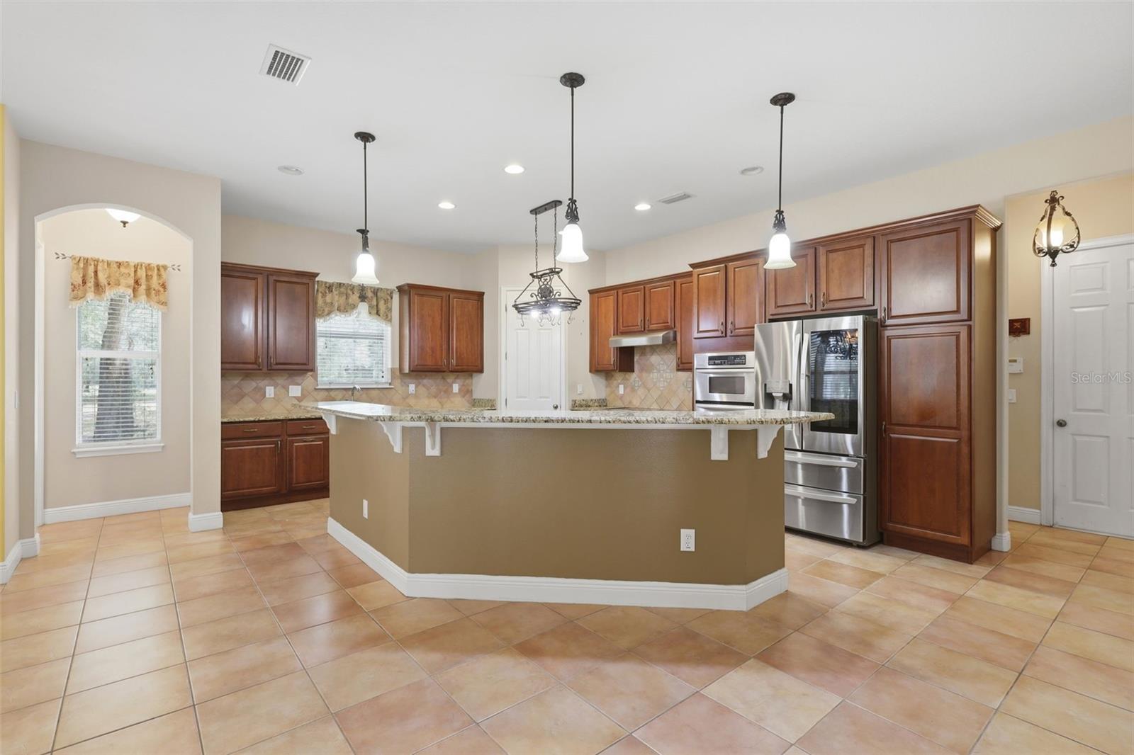 530 N BLUE LAKE AVE, DELAND, FL, 32724