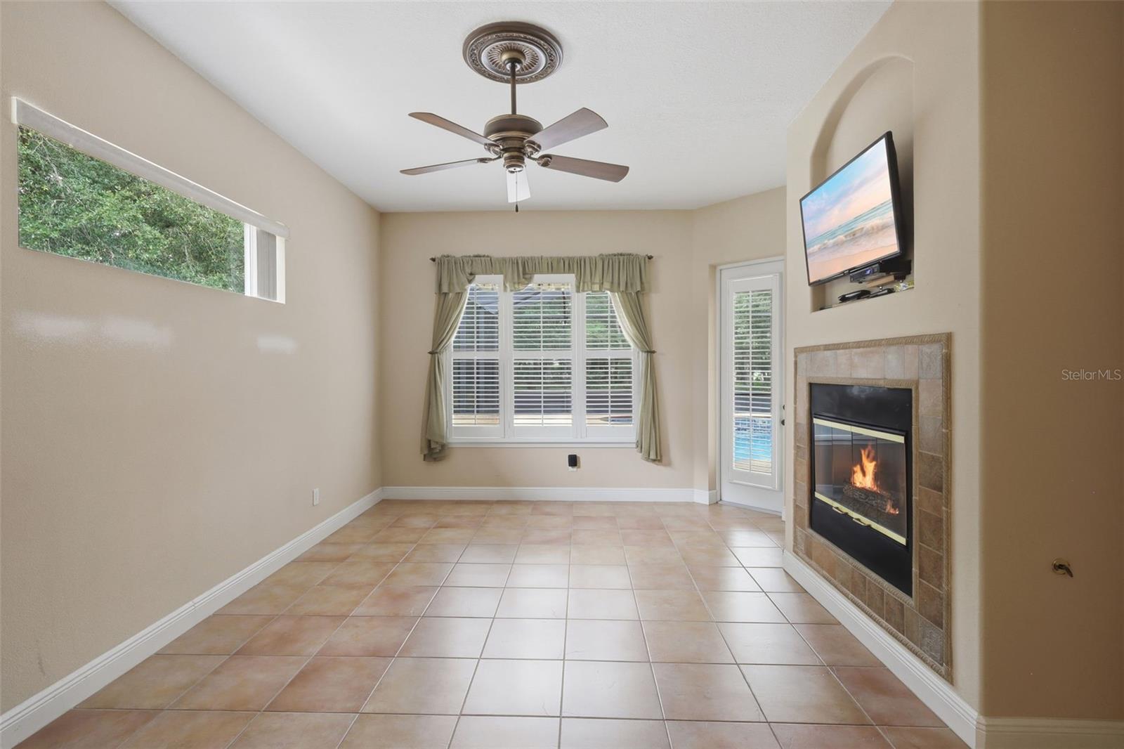 530 N BLUE LAKE AVE, DELAND, FL, 32724