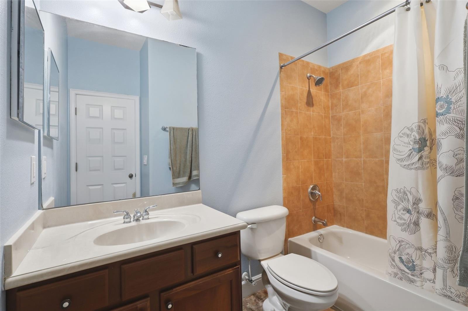 530 N BLUE LAKE AVE, DELAND, FL, 32724