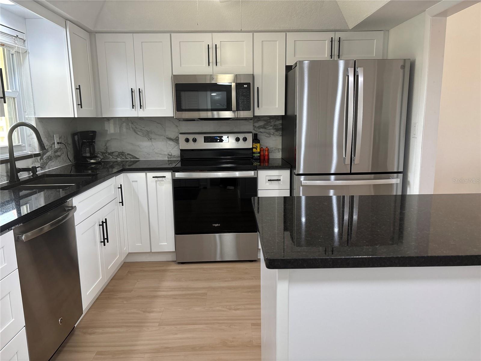 4725 COVE CIR #405, ST PETERSBURG, FL, 33708