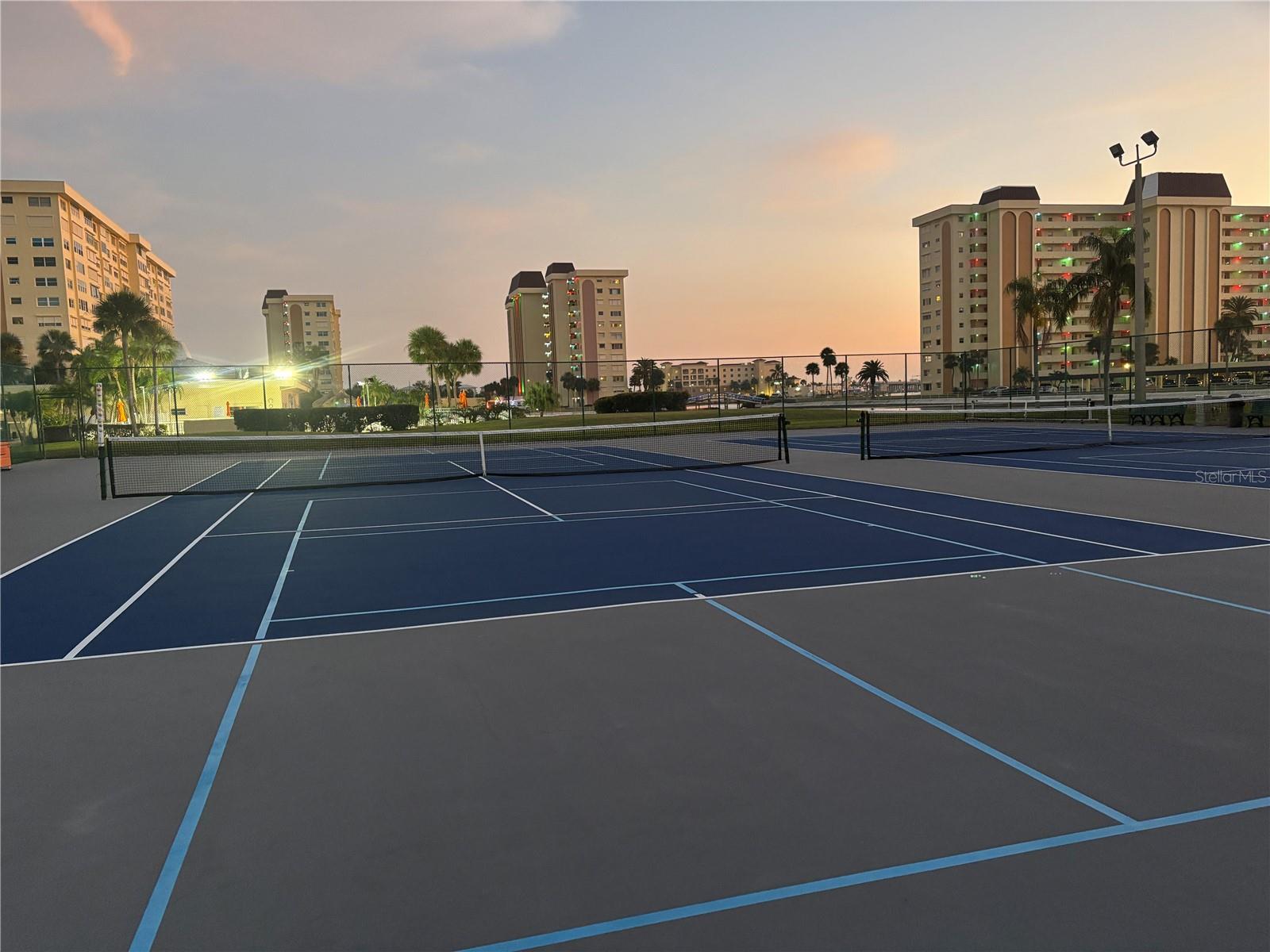 4725 COVE CIR #405, ST PETERSBURG, FL, 33708