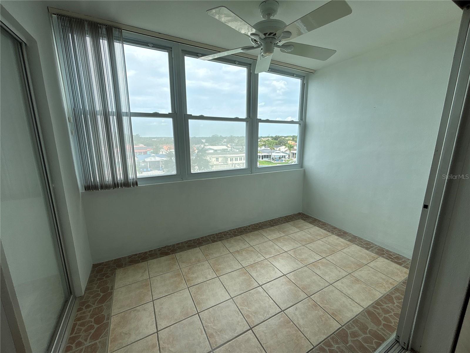 4725 COVE CIR #405, ST PETERSBURG, FL, 33708