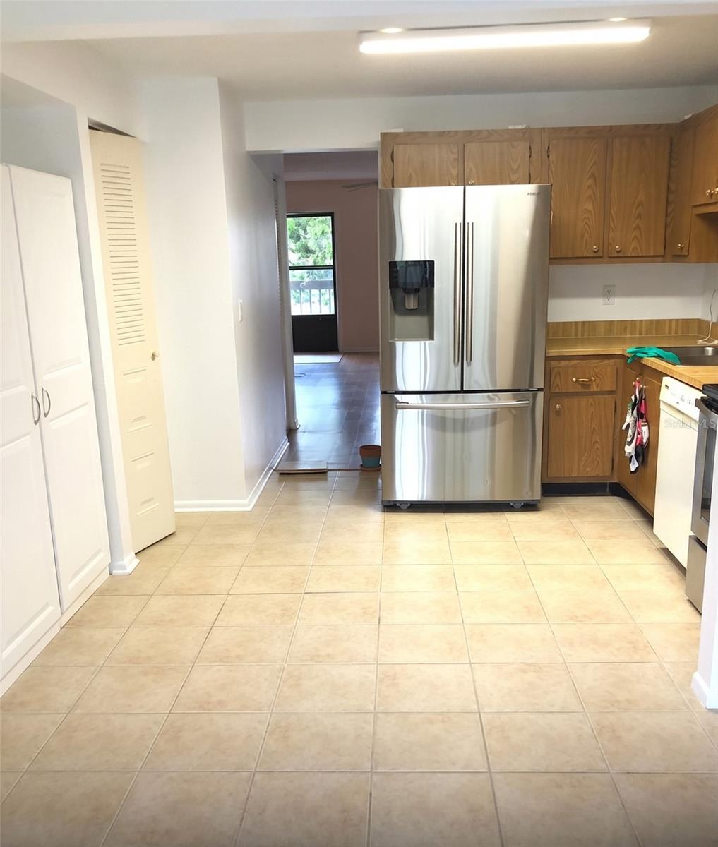 305 30TH AVE W #A207, BRADENTON, FL, 34205