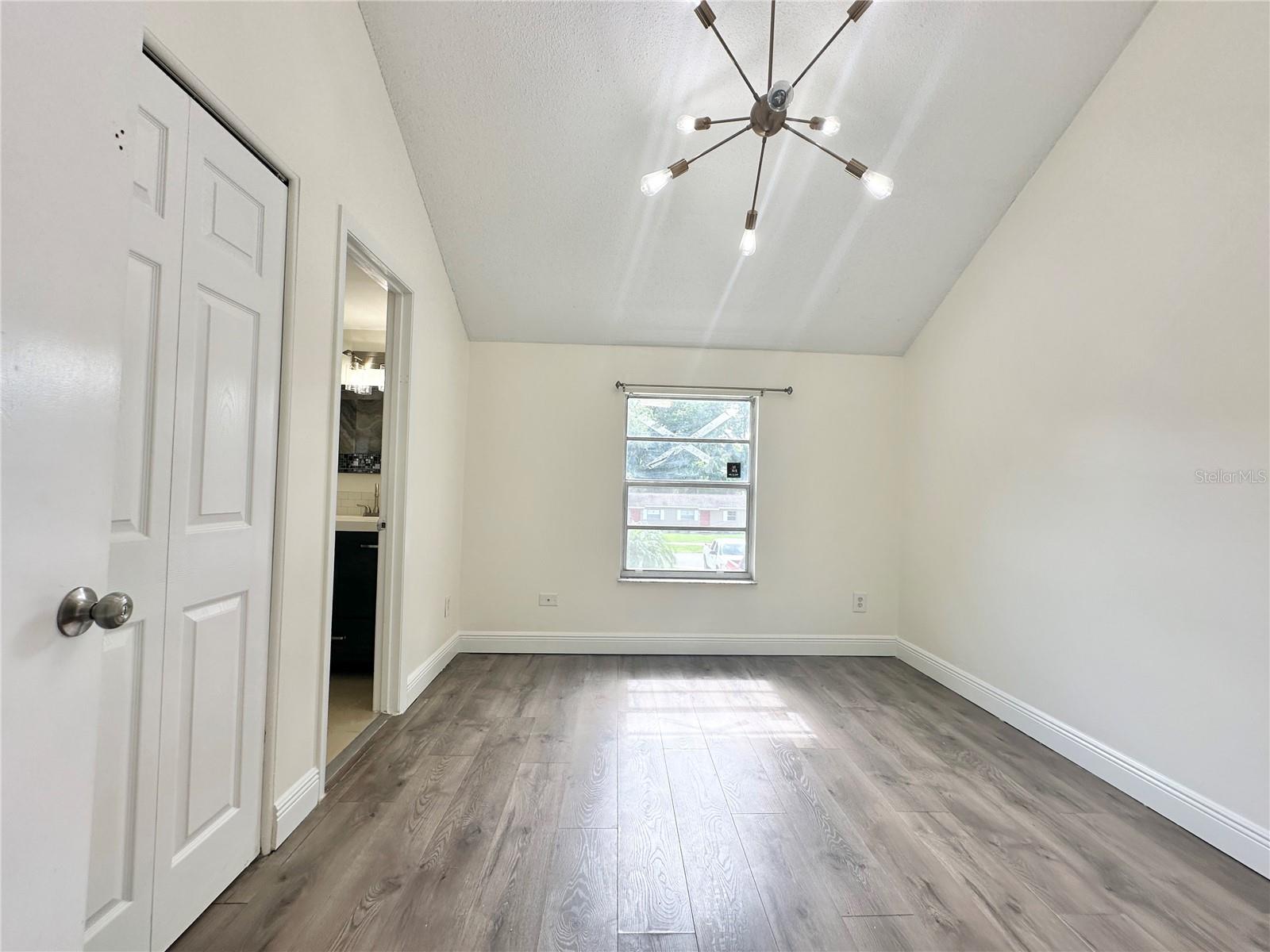 122 S BULOVA DR, APOPKA, FL, 32703