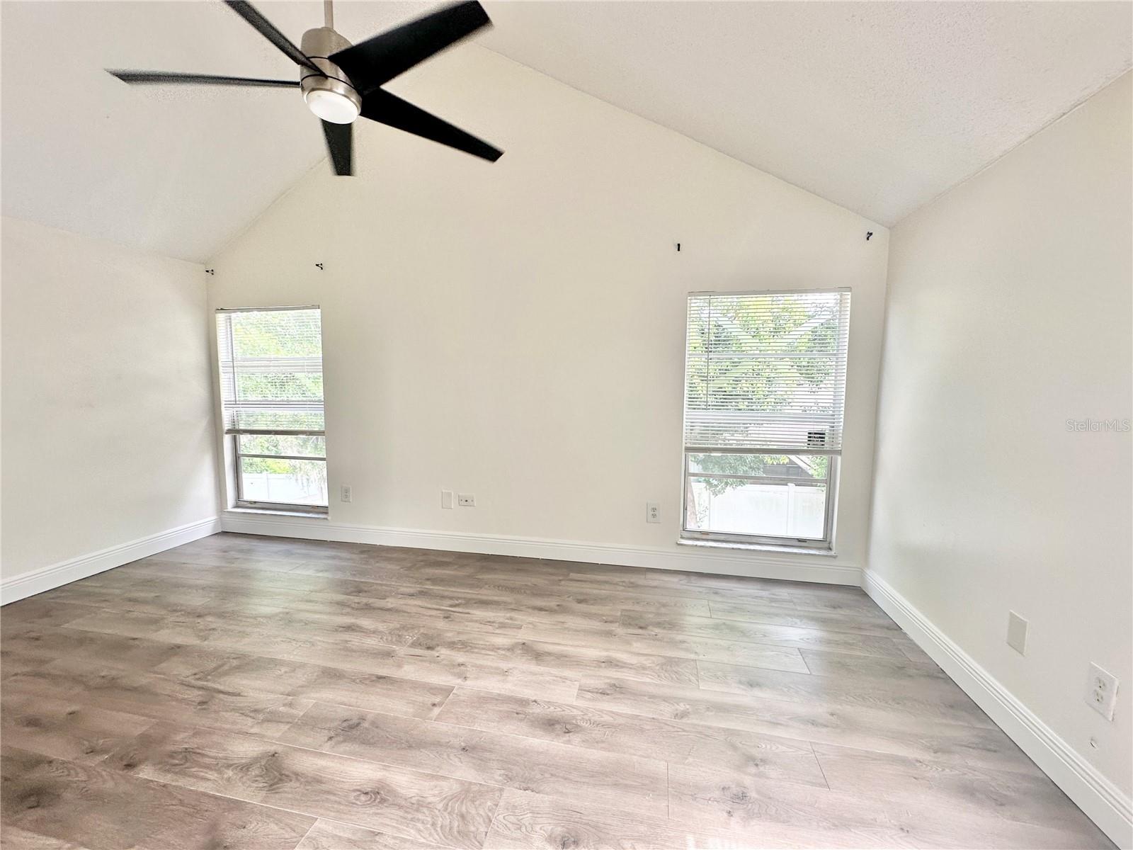 122 S BULOVA DR, APOPKA, FL, 32703