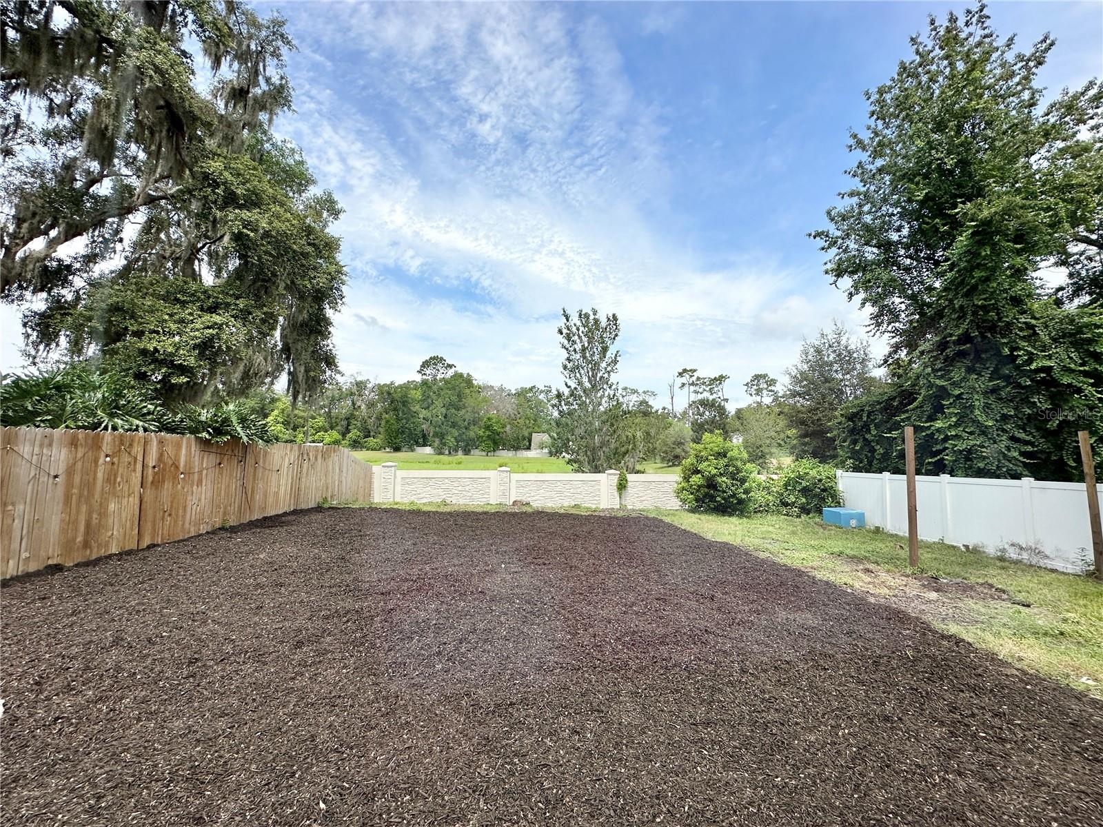 122 S BULOVA DR, APOPKA, FL, 32703