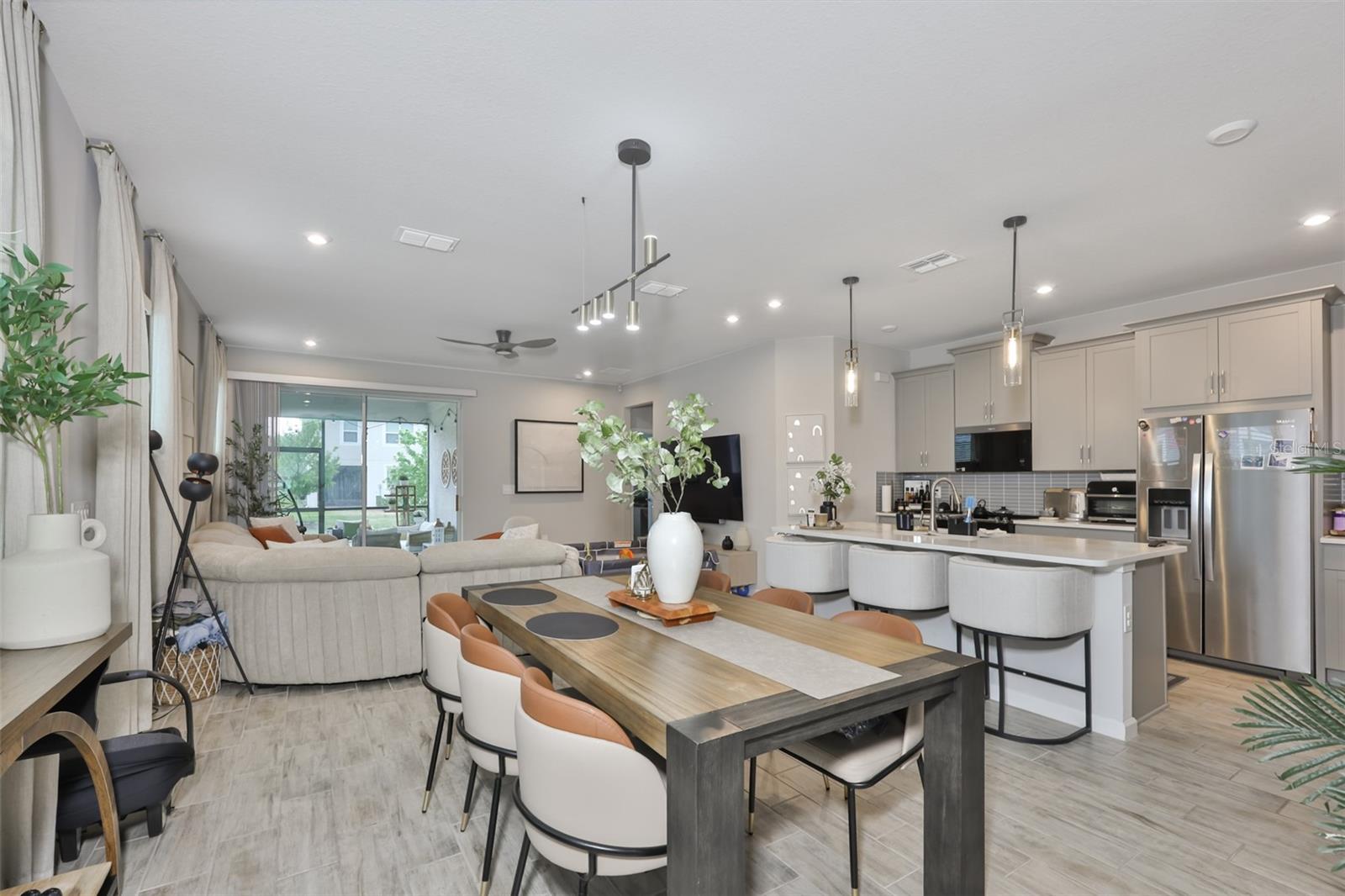 1123 CREEK VALLEY CT, BRANDON, FL, 33511