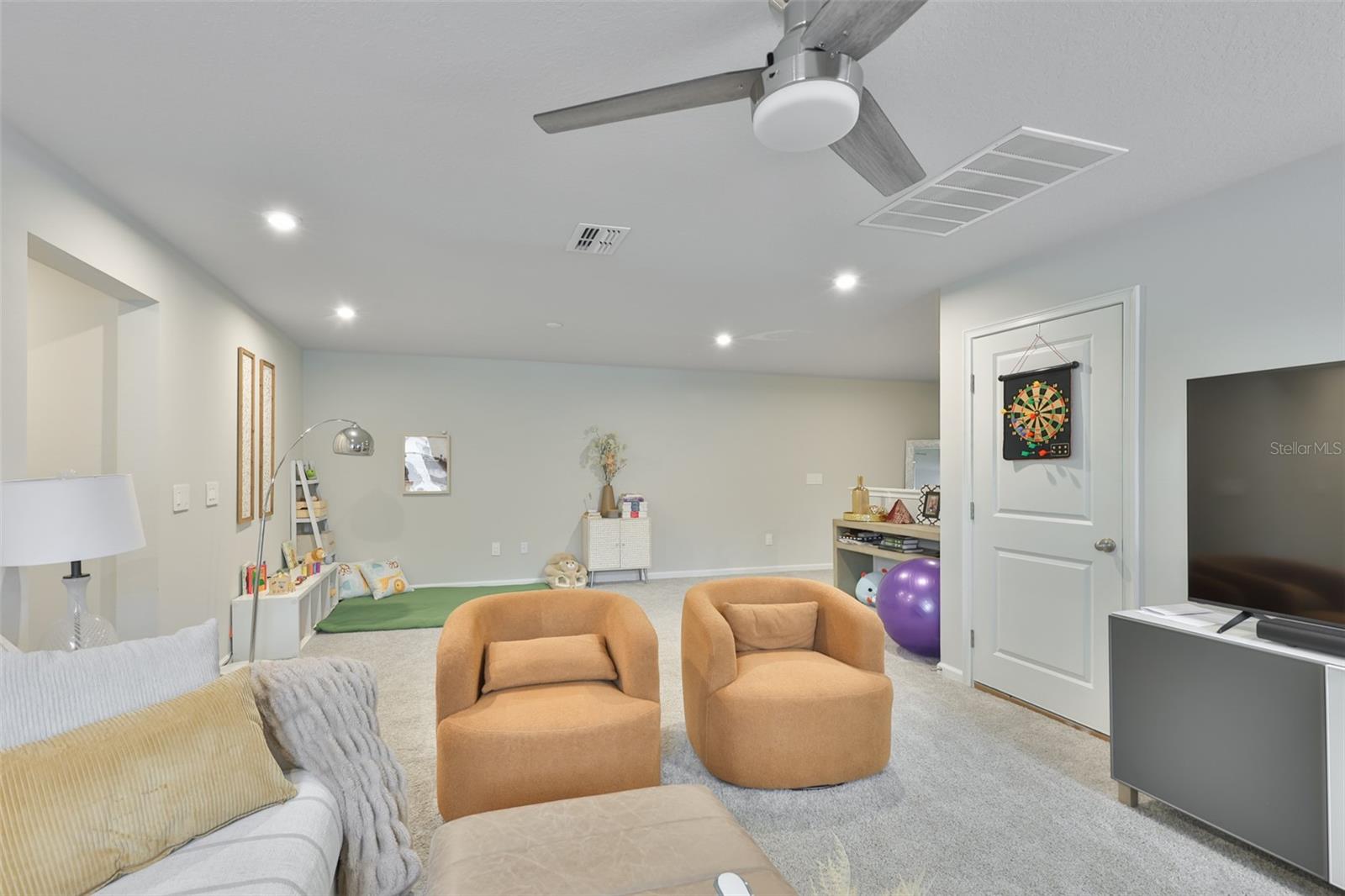 1123 CREEK VALLEY CT, BRANDON, FL, 33511