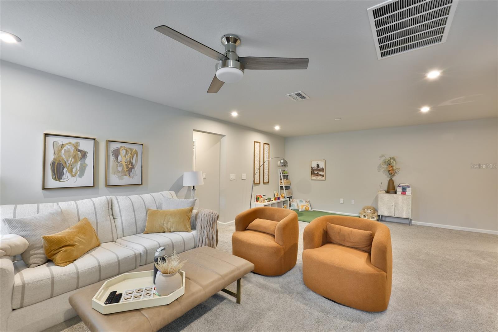 1123 CREEK VALLEY CT, BRANDON, FL, 33511