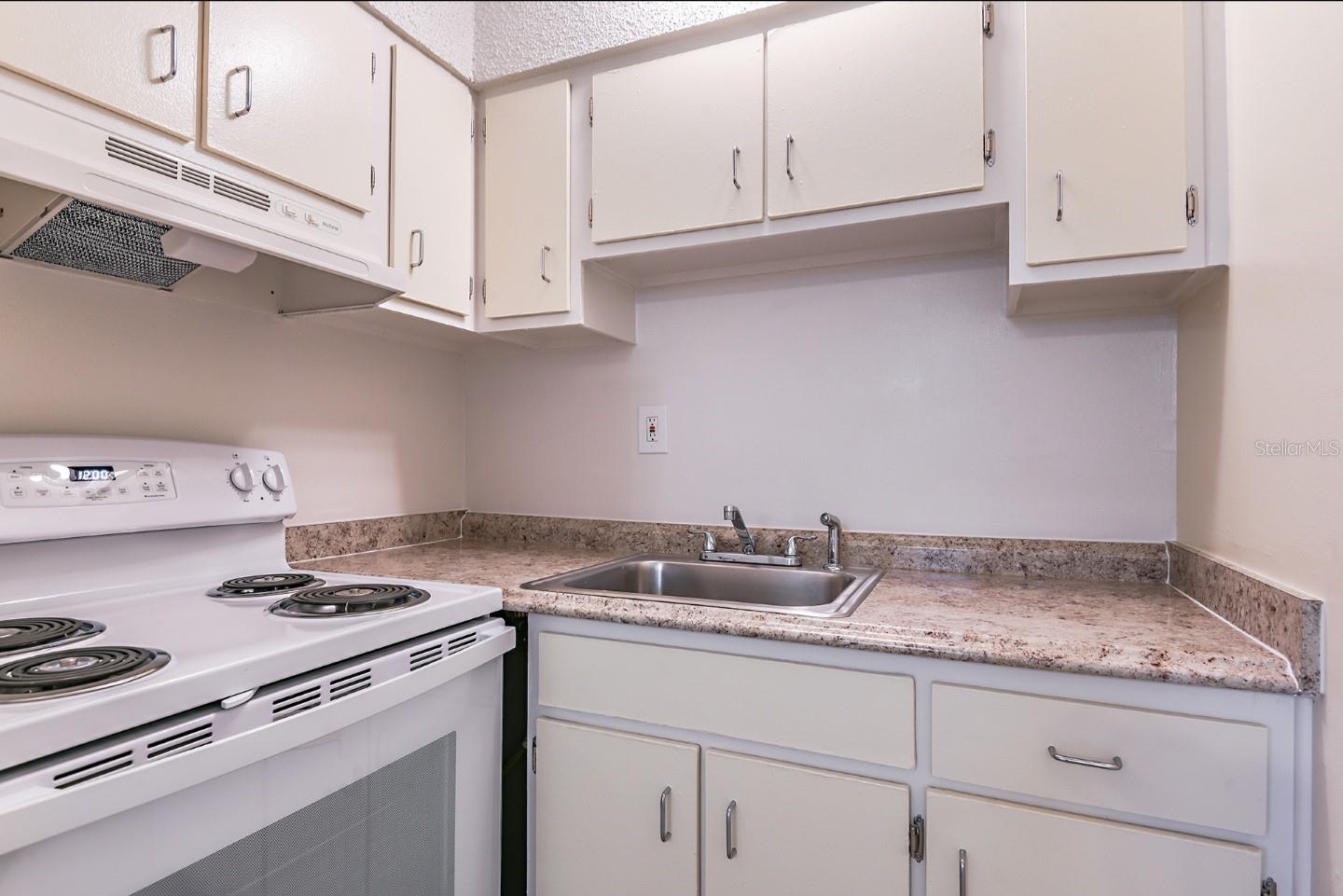 4410 N HALE AVE, TAMPA, FL, 33614