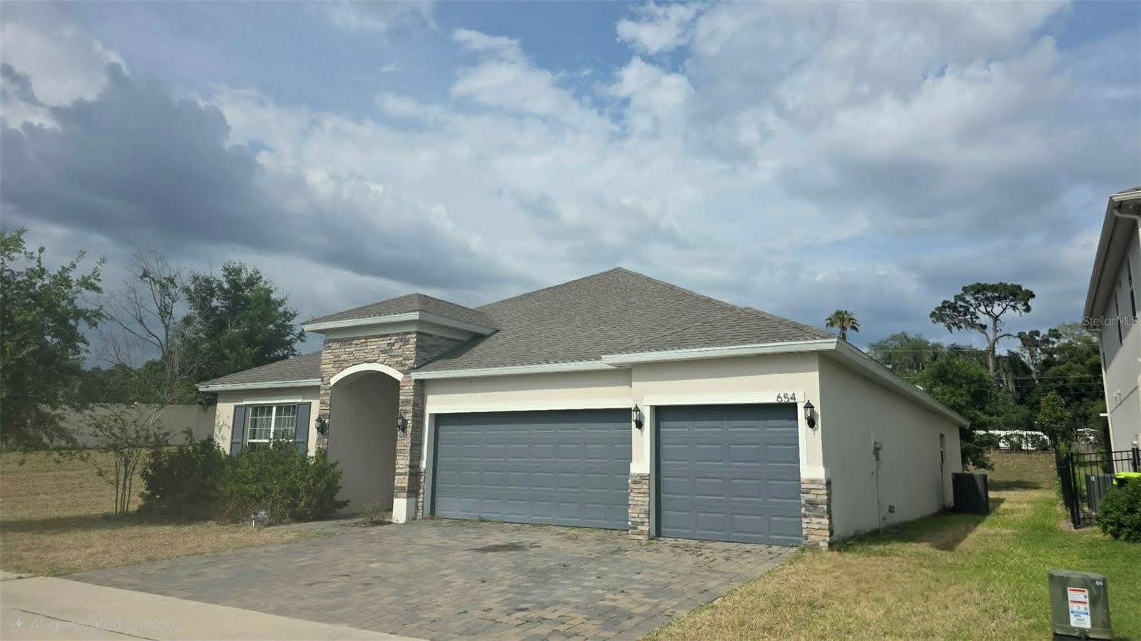 654 AVILA PL, HOWEY IN THE HILLS, FL, 34737