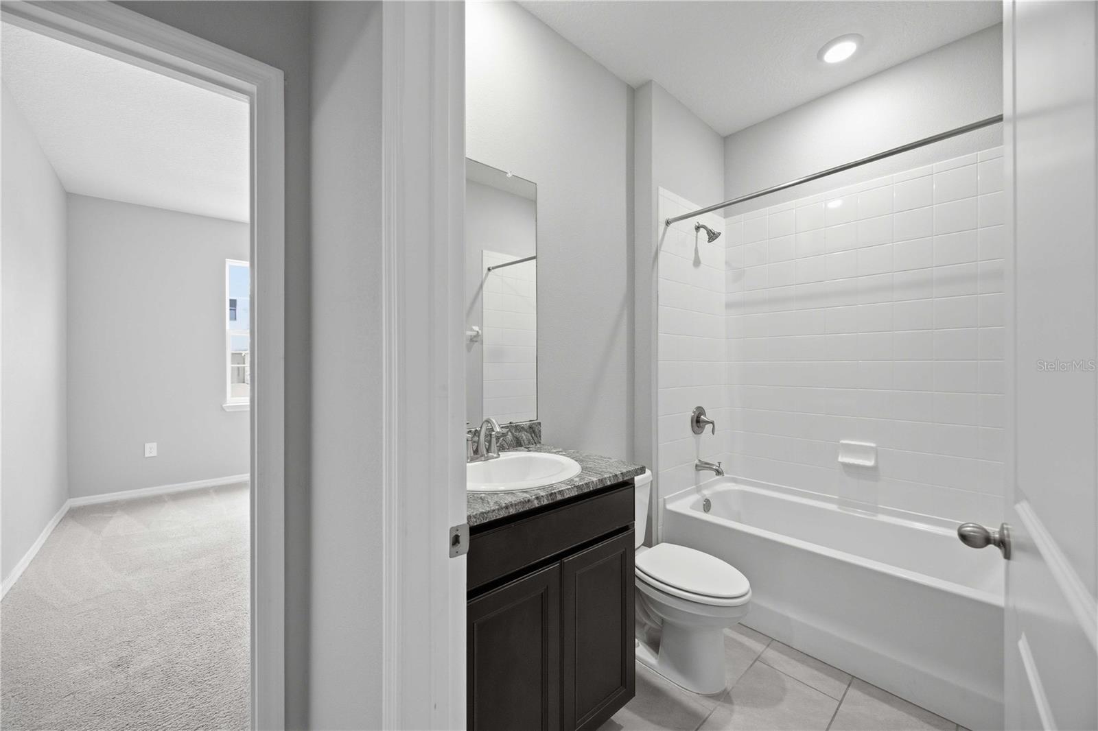 5719 WOODLAND SAGE DR, SARASOTA, FL, 34238