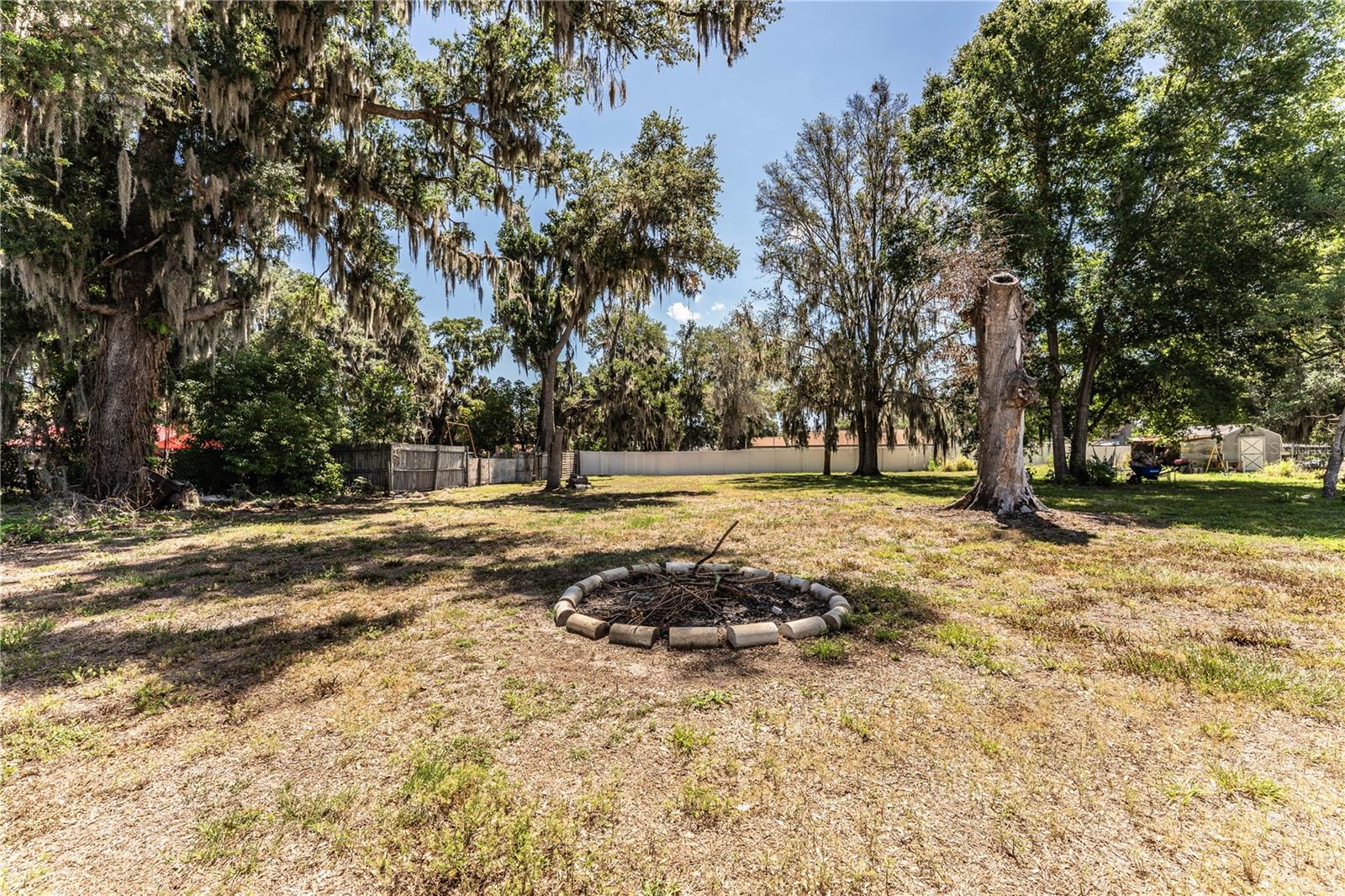 113 SE PINE AVE, FORT MEADE, FL, 33841