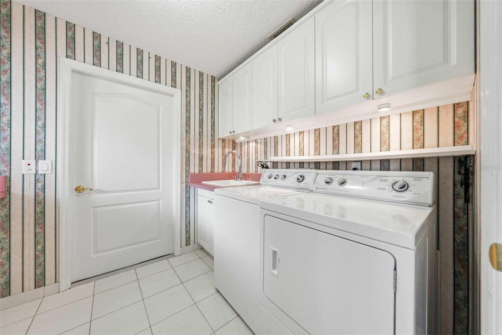 1344 AUGUSTINE DR, THE VILLAGES, FL, 32159